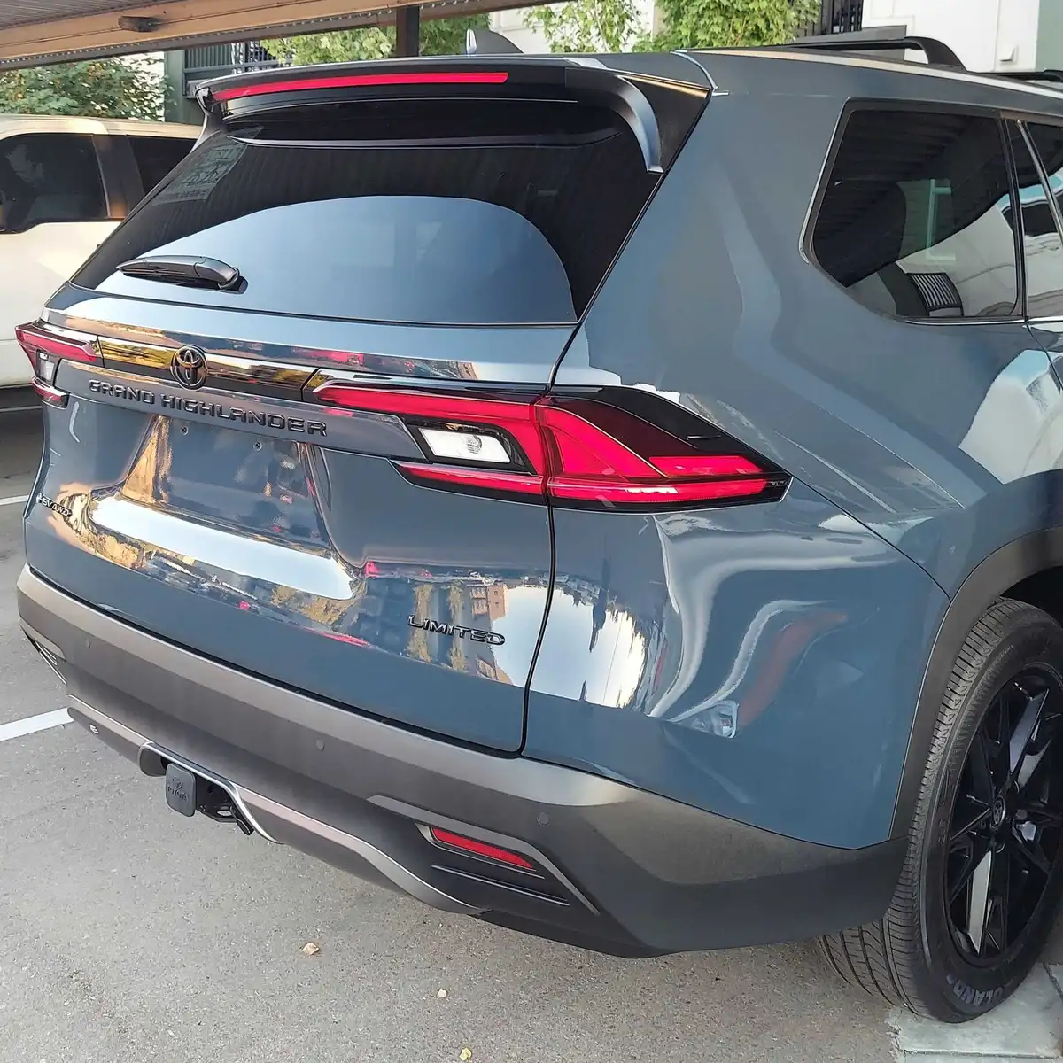 Rear of the Boise Private Car Toyota Grand Highlander Limited